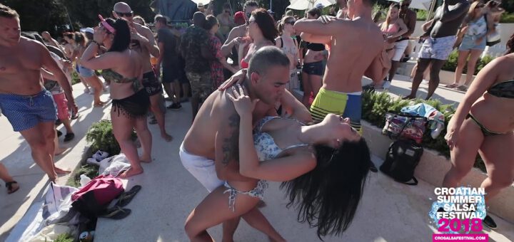 Mario & Martina - bachata social dancing @ Amarin Beach Party