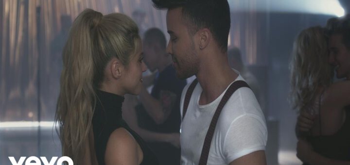 Prince Royce, Shakira - Deja vu (Official Video)