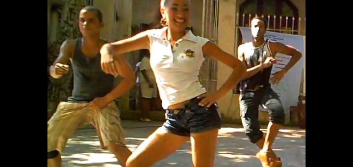 Super Fun Casino-Style Dance Routine in Havana