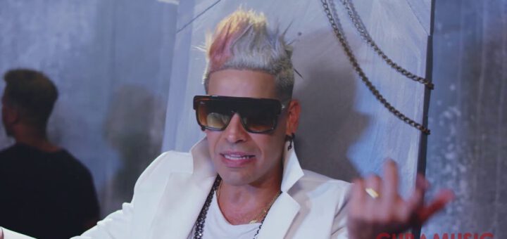 El Noro y 1ra Clase “Me prendo sin candela / Fosforera” (Video Oficial) - Timba Cubana